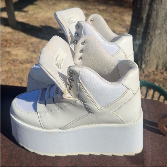 Women's White Platform Sneakers - Picture 7 of 9